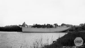 Schooner being built in Kennebunkport 1917.