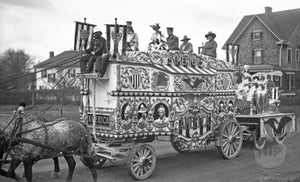 Barnum & Bailey America Tableau Circus Wagon in Parade